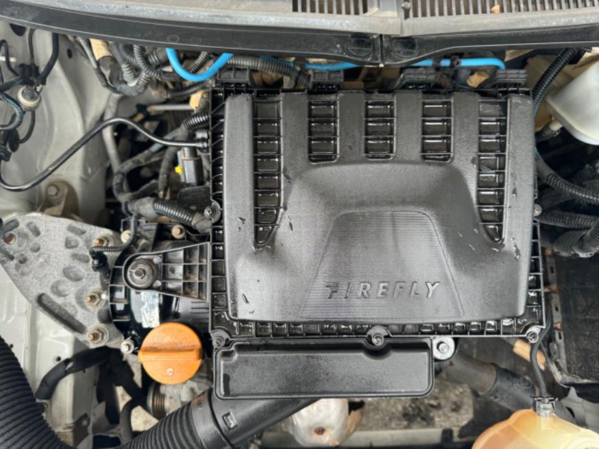 Foto ilustrativa 8 - FIAT ARGO DRIVE 1.0 2018 – BRANCA – FLEX