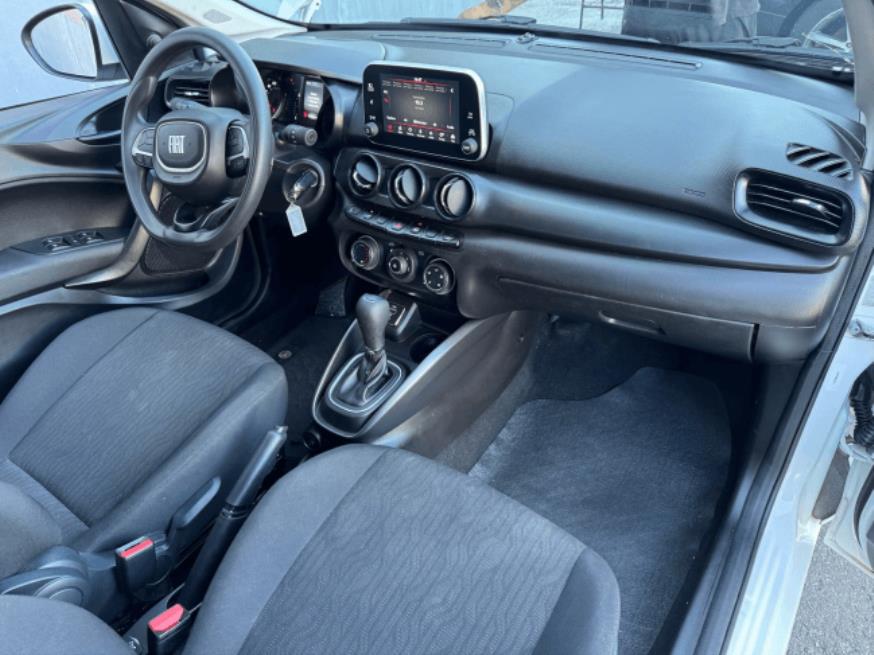 Foto ilustrativa 5 - FIAT CRONOS  DRIVE 1.3 AT 2024 – BRANCA – FLEX