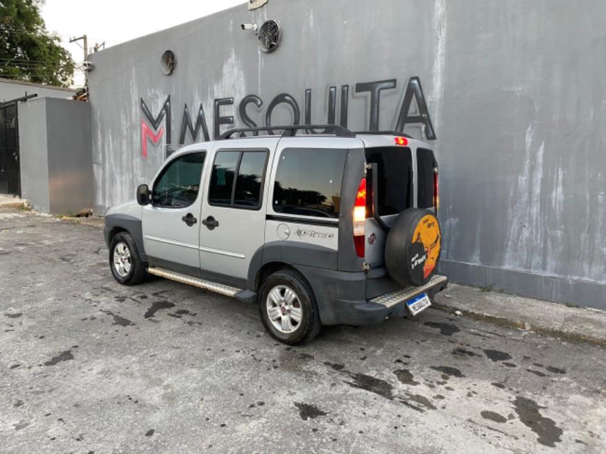 Foto ilustrativa 2 - FIAT DOBLO ADV 1.8 2009 – PRATA – FLEX/GNV