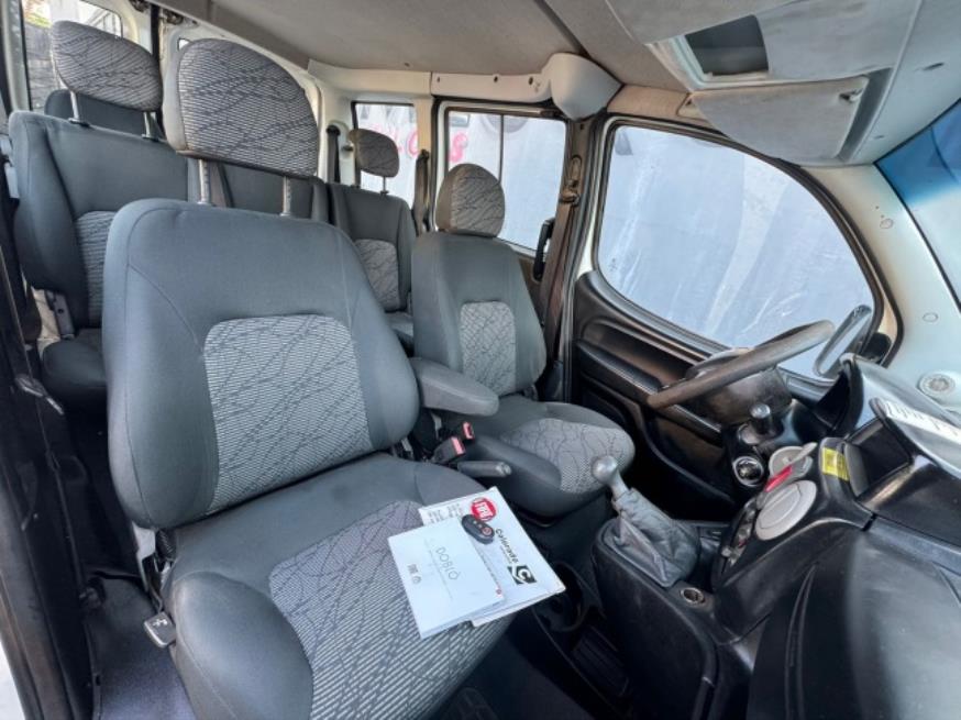 Foto ilustrativa 6 - FIAT DOBLO ESSENCE 1.8  2020 – BRANCA – FLEX