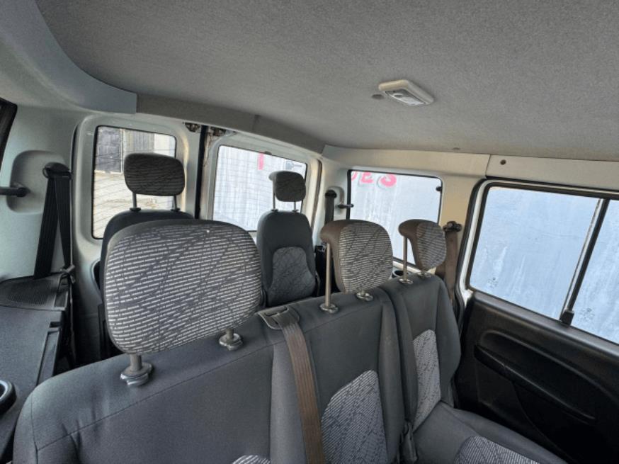 Foto ilustrativa 7 - FIAT DOBLO ESSENCE 1.8  2020 – BRANCA – FLEX