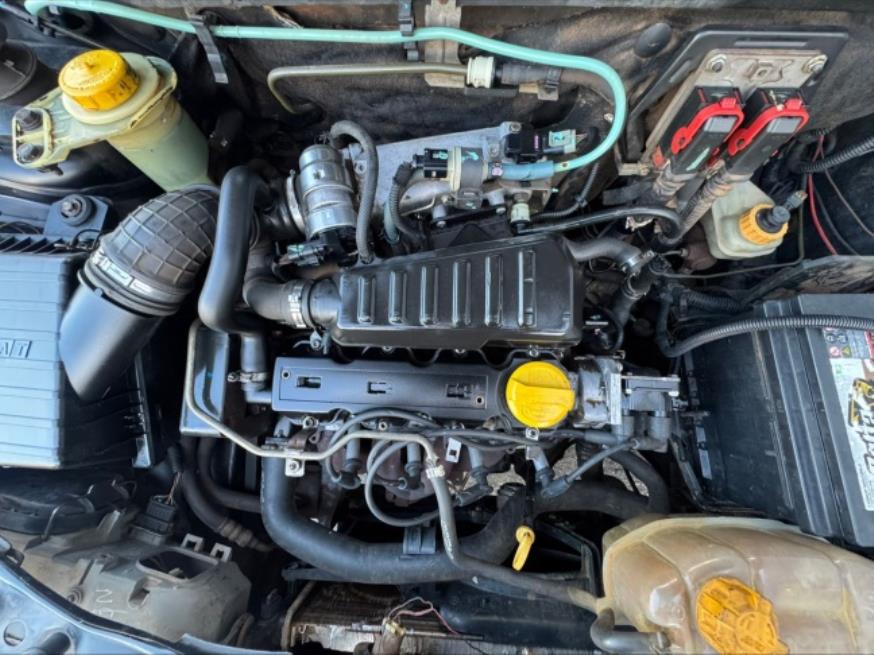Foto ilustrativa 5 - FIAT PALIO EX – 2003 – PRETO – GASOLINA