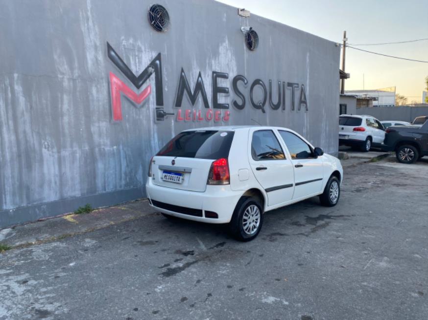 Foto ilustrativa 4 - FIAT PALIO FIRE FLEX  – 2015 – BRANCA – GASOLINA