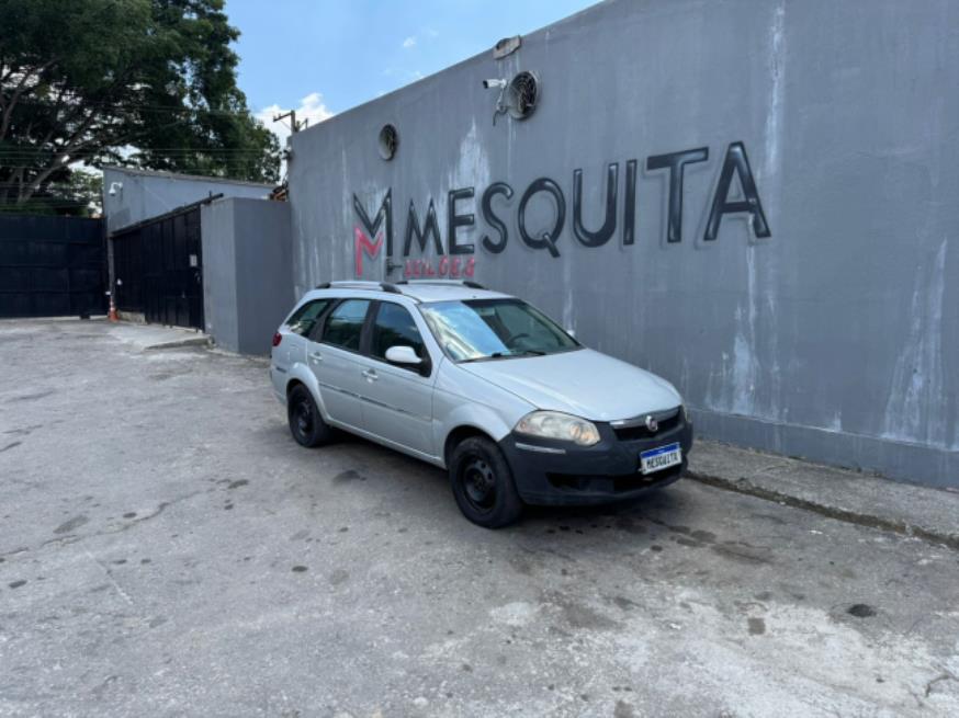Foto ilustrativa 1 - FIAT PALIO WEEKEND ATTRACTIVE 2014 – PRATA –