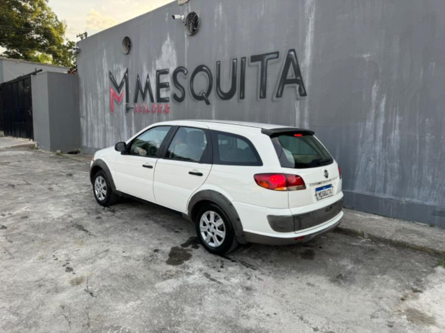 Foto ilustrativa 2 - FIAT PALIO WEEKEND TREKKING 1.6 2013 – BRANCA – FLEX