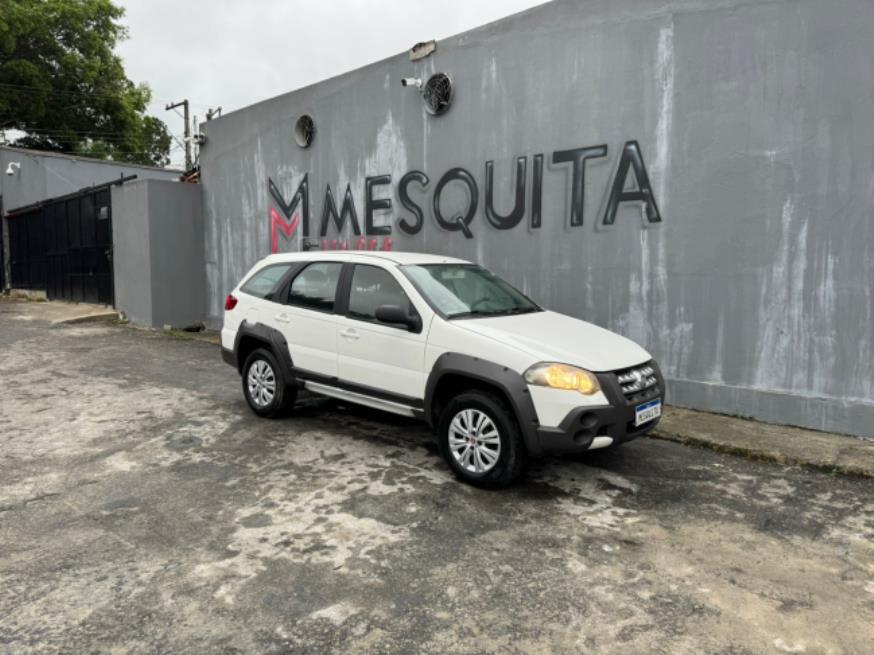 Foto ilustrativa 1 - FIAT PALIO WEKEEND ADVENTURE 1.8 2012 – BRANCA – FLEX
