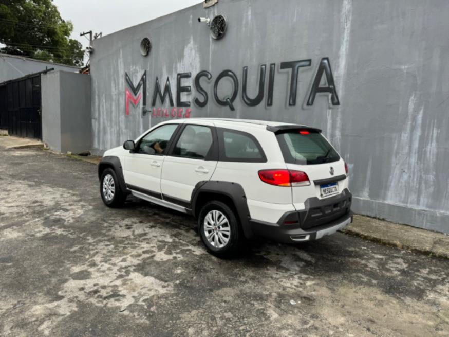 Foto ilustrativa 8 - FIAT PALIO WEKEEND ADVENTURE 1.8 2012 – BRANCA – FLEX
