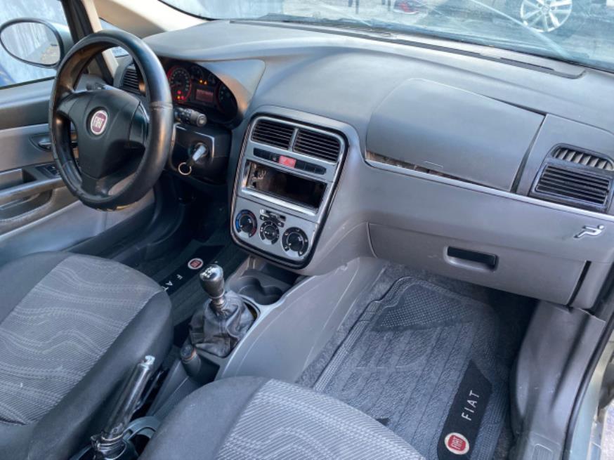 Foto ilustrativa 5 - FIAT PUNTO ELX – 2010 – CINZA – FLEX/GNV