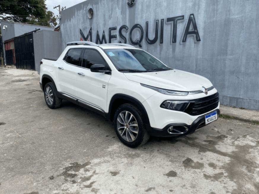 Foto ilustrativa 1 - FIAT TORO VOLCANO 2.0 4X4 AT 2021 – BRANCA – DIESEL