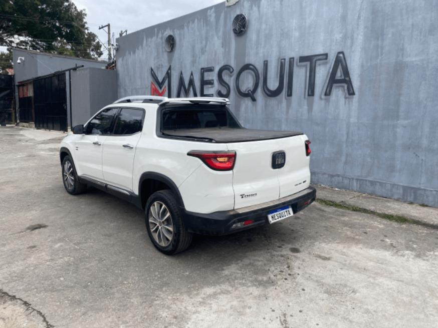 Foto ilustrativa 7 - FIAT TORO VOLCANO 2.0 4X4 AT 2021 – BRANCA – DIESEL