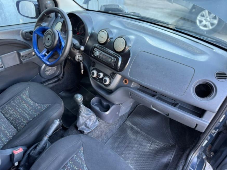 Foto ilustrativa 5 - FIAT UNO VIVACE 2012 – AZUL – FLEX