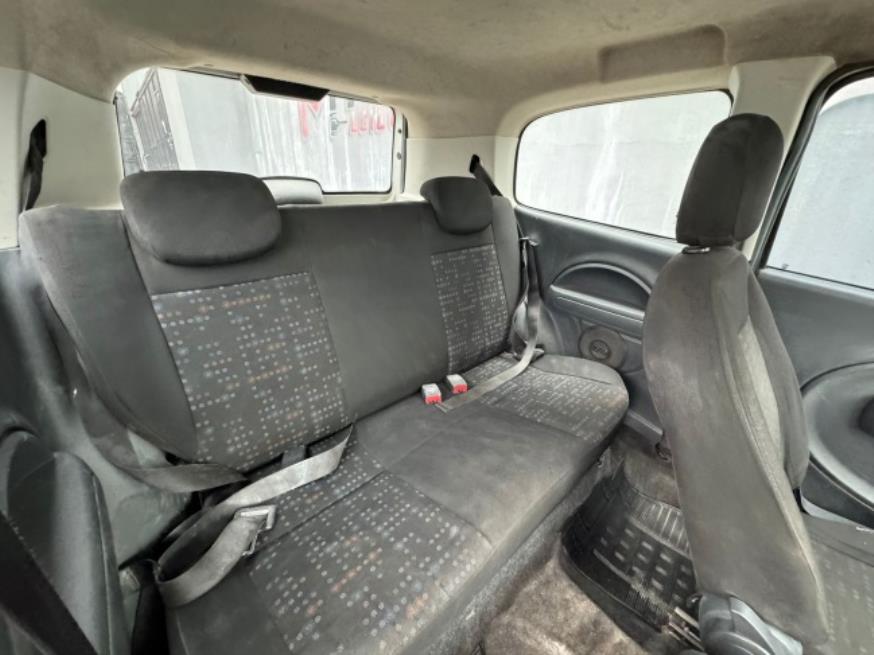 Foto ilustrativa 7 - FIAT UNO VIVACE 2015 – BRANCA – FLEX