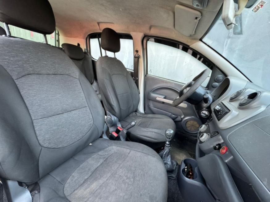Foto ilustrativa 6 - FIAT UNO VIVACE 2015 – CINZA – FLEX