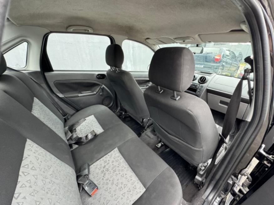 Foto ilustrativa 5 - FORD FIESTA 1.6 2011 – PRETO – FLEX