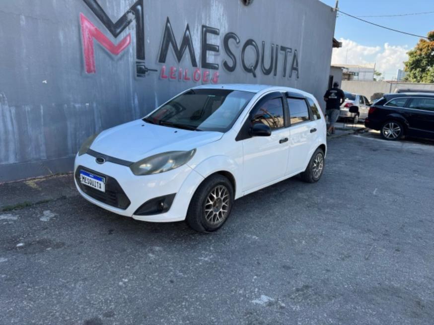 Foto ilustrativa 3 - FORD FIESTA 2013 – BRANCO – FLEX