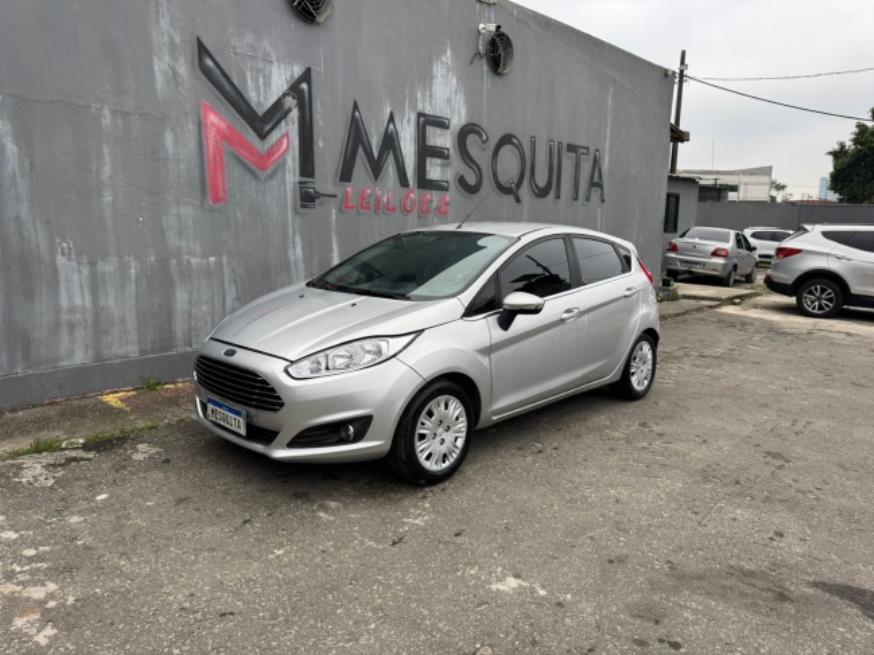 Foto ilustrativa 8 - FORD FIESTA TITANIUM 1.6 2017 – PRATA – FLEX