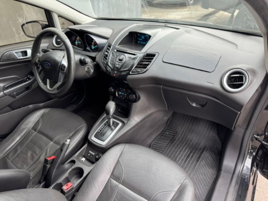Foto ilustrativa 5 - FORD FIESTA TITANIUM 2015 – PRETO – FLEX