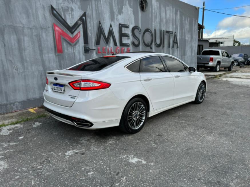 Foto ilustrativa 4 - FORD FUSION TITANIUM 2.0 2014 – BRANCA – GASOLINA
