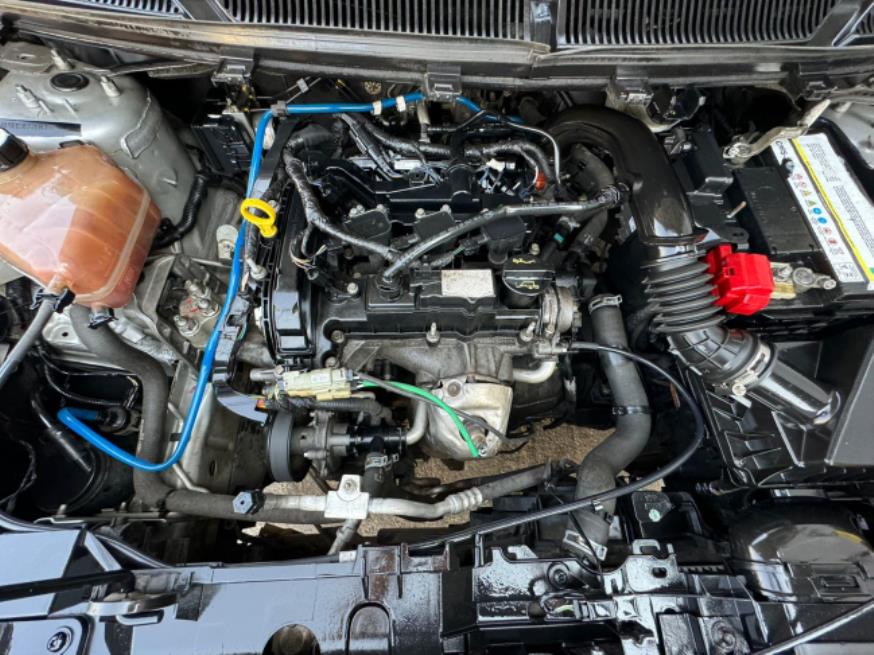 Foto ilustrativa 8 - FORD KA SE 2015 – PRATA – FLEX
