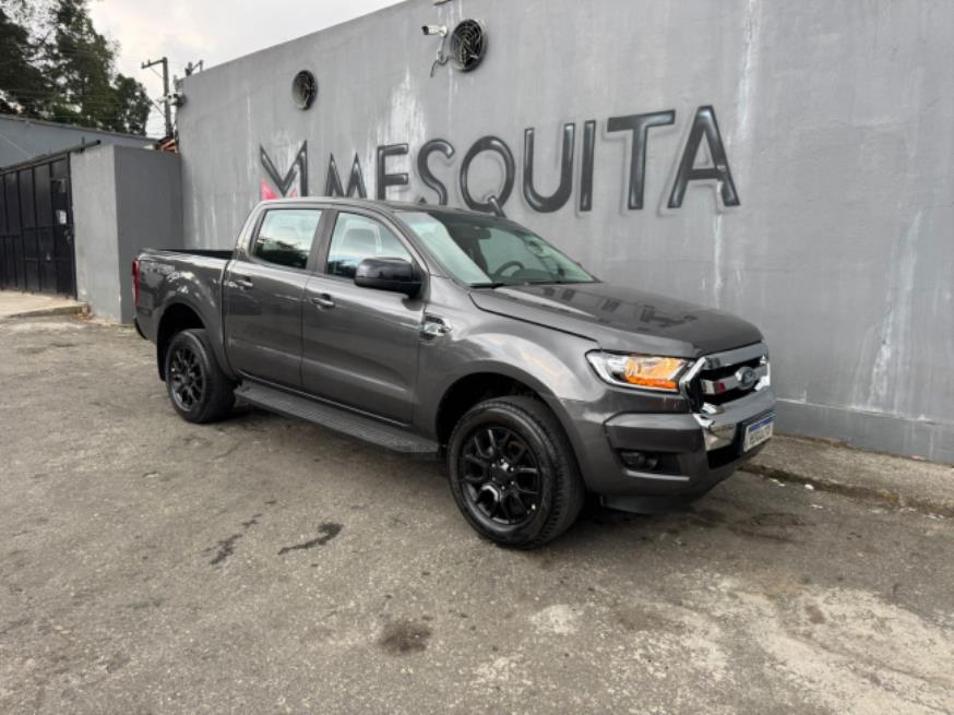 Foto ilustrativa 1 - FORD Ranger XLS 2.2 4×2 CD Diesel Aut. 2020 – CINZA – DIESEL