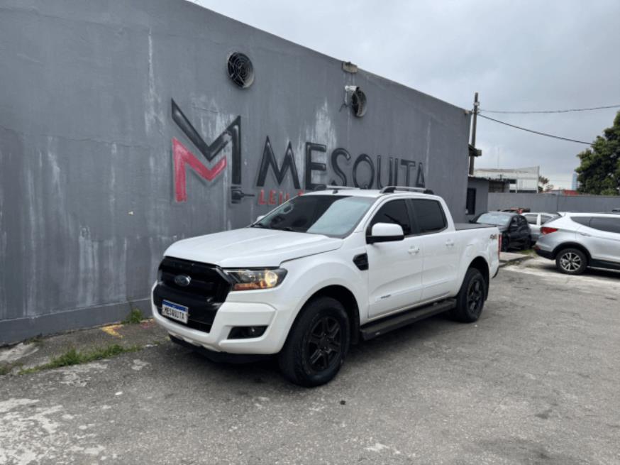Foto ilustrativa 3 - FORD RANGER XLS 2.2 4X4 CD 2019 – BRANCA – DIESEL