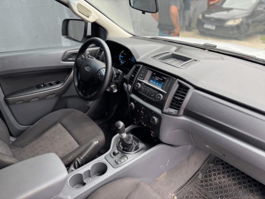 Foto ilustrativa 4 - FORD RANGER XLS 2.2 4X4 CD 2019 – BRANCA – DIESEL