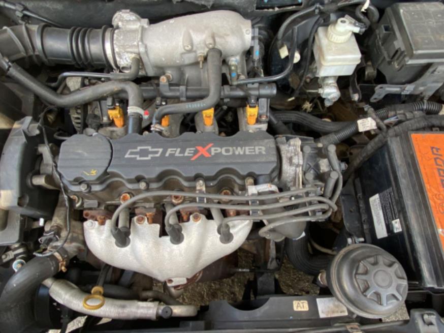 Foto ilustrativa 6 - GM-CHEVROLET ASTRA ELEGANCE 2.0 2005 – AZUL – FLEX