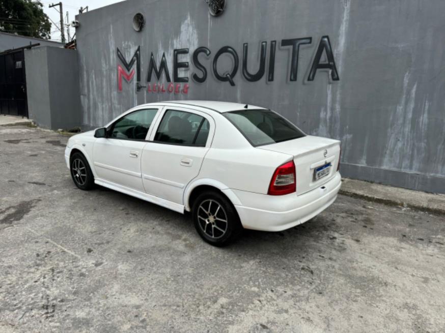 Foto ilustrativa 2 - GM-CHEVROLET ASTRA GL 2002 – BRANCO – ALCOOL