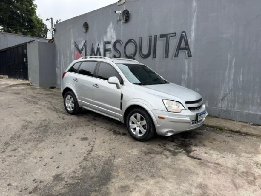 Foto ilustrativa 1 - GM-CHEVROLET CAPTIVA SPORT 2.4 FWD 2011 – PRATA – GASOLINA