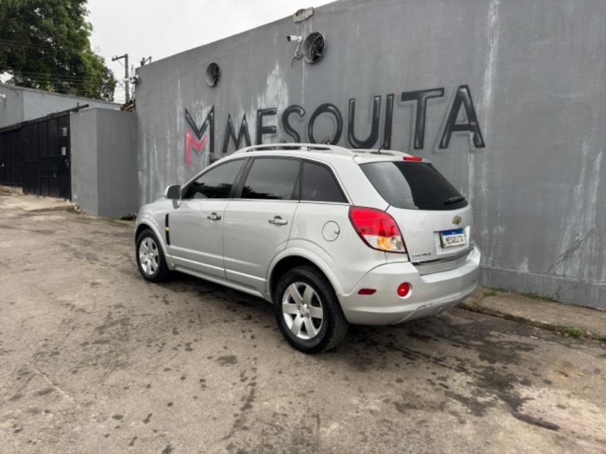 Foto ilustrativa 2 - GM-CHEVROLET CAPTIVA SPORT 2.4 FWD 2011 – PRATA – GASOLINA