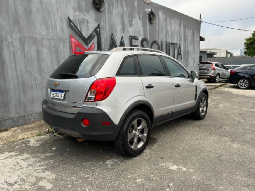 Foto ilustrativa 4 - GM-CHEVROLET CAPTIVA SPORT 2014 – PRATA – GASOLINA