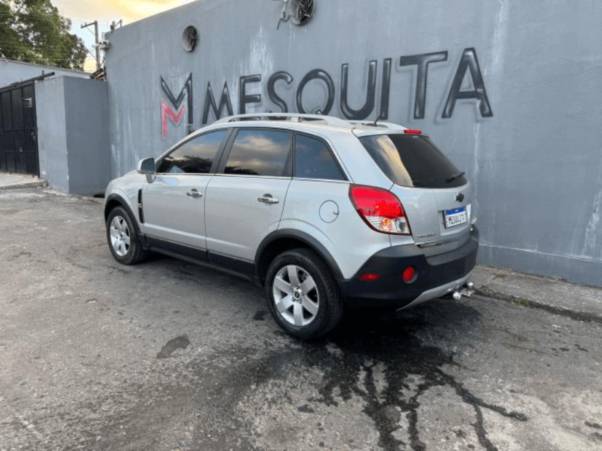 Foto ilustrativa 8 - GM-CHEVROLET CAPTIVA SPORT FWD 2010 – PRATA – GASOLINA