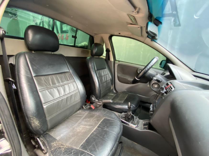 Foto ilustrativa 6 - GM-CHEVROLET MONTANA CONQUEST 2005 – PRETO – GASOLINA