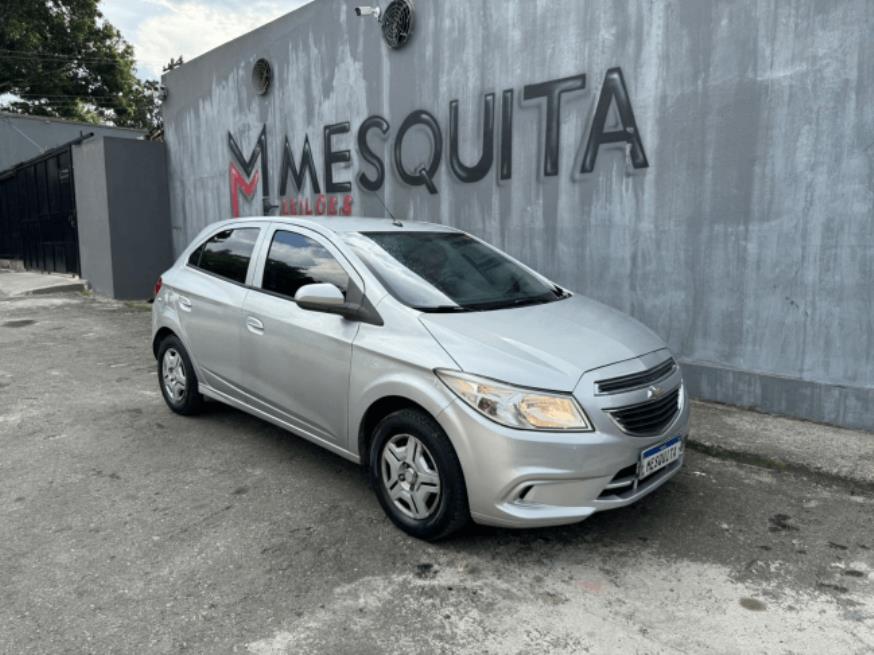 Foto ilustrativa 1 - GM-CHEVROLET ONIX HATCH 1.0 LT 2014 – PRATA – FLEX/GNV