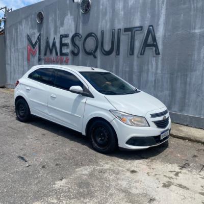 GM-CHEVROLET ONIX HATCH SELEÇÃO 1.0  2015 – BRANCO – FLEX