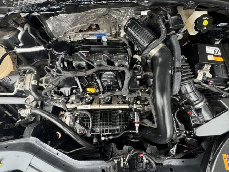 Foto ilustrativa 8 - GM-CHEVROLET ONIX RS 2024 – PRETO – FLEX