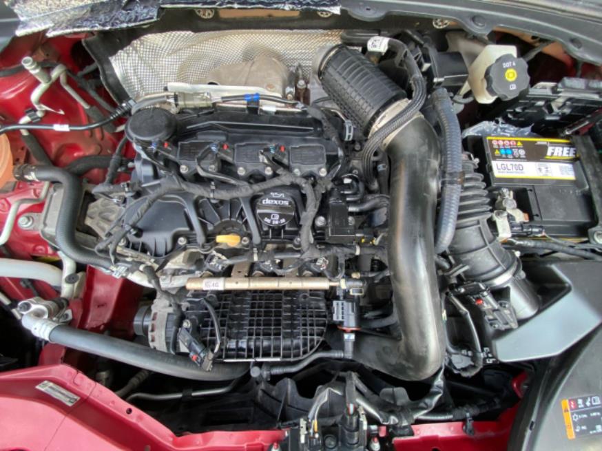 Foto ilustrativa 8 - GM-CHEVROLET ONIX SED PLUS PREM 2020 – VERMELHO – FLEX