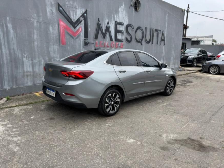 Foto ilustrativa 4 - GM-CHEVROLET ONIX SED PLUS PREM 2024 – PRATA – FLEX
