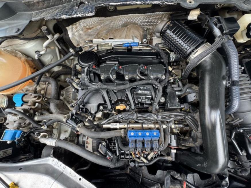 Foto ilustrativa 3 - GM-CHEVROLET ONIX SED PLUS PREM TB 2020 – PRATA – FLEX/GNV