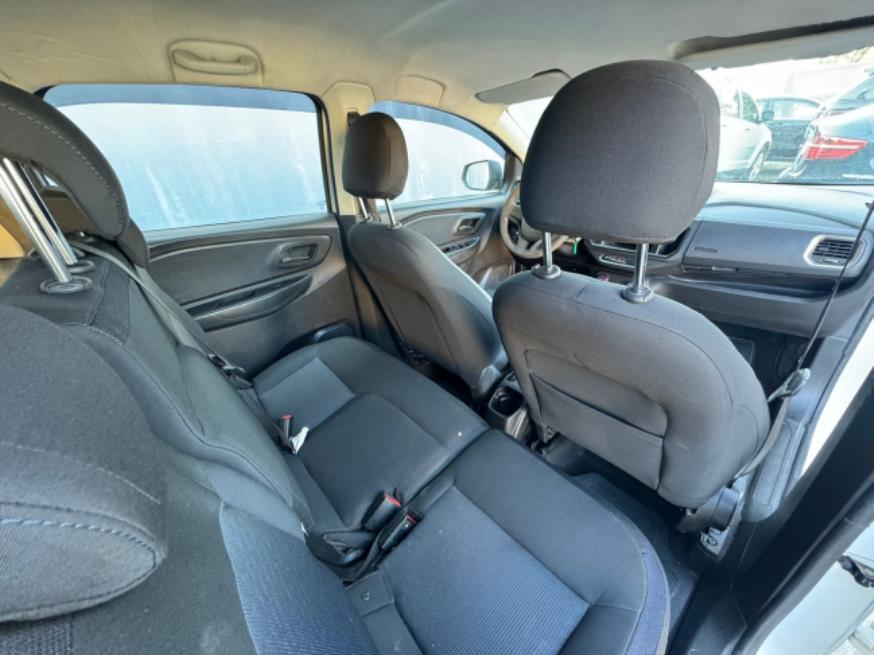 Foto ilustrativa 7 - GM-CHEVROLET SPIN LT 1.8 2019 – BRANCA – FLEX