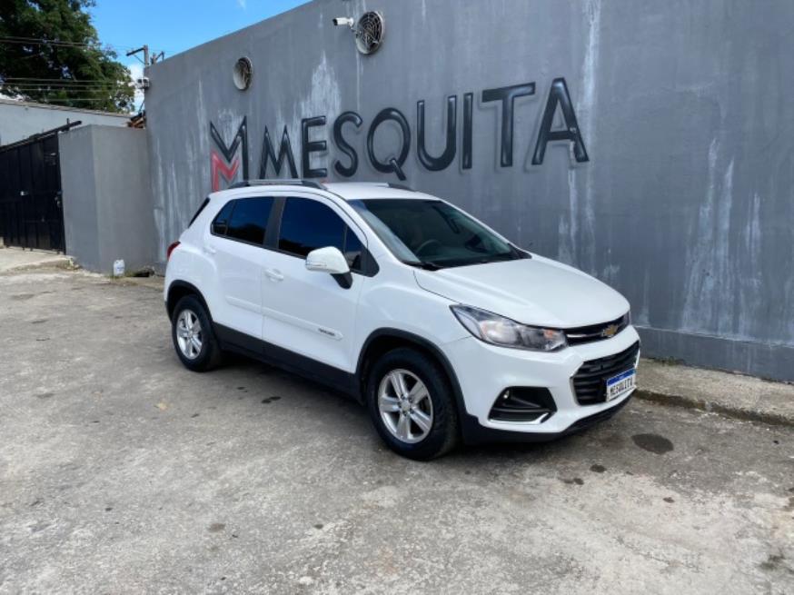 Foto ilustrativa 1 - GM-CHEVROLET TRACKER LT AT 2018 – BRANCA – FLEX