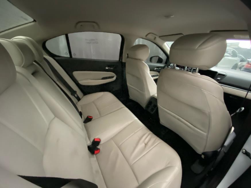 Foto ilustrativa 6 - HONDA CITY TOURING 1.5 2022 – BRANCO – FLEX