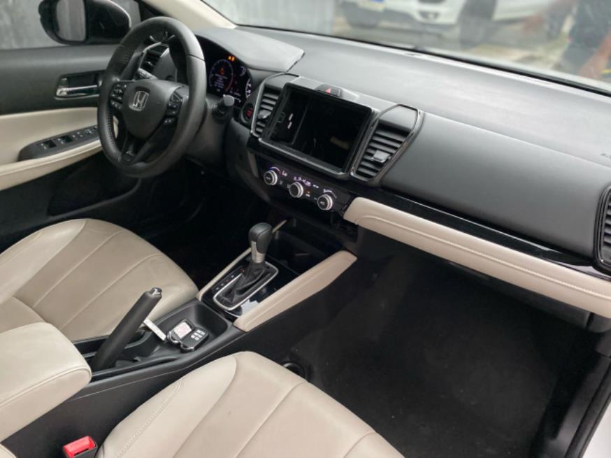 Foto ilustrativa 7 - HONDA CITY TOURING 1.5 2022 – BRANCO – FLEX