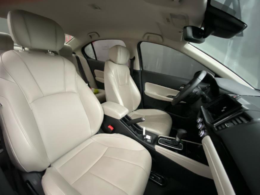 Foto ilustrativa 8 - HONDA CITY TOURING 1.5 2022 – BRANCO – FLEX