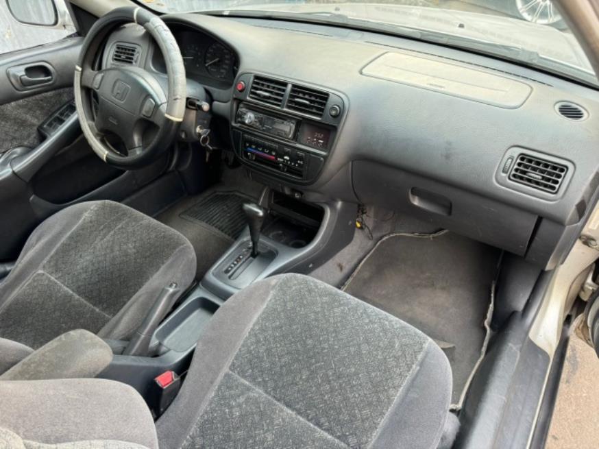 Foto ilustrativa 5 - HONDA CIVIC LX 1.6 1998 – PRATA – GASOLINA
