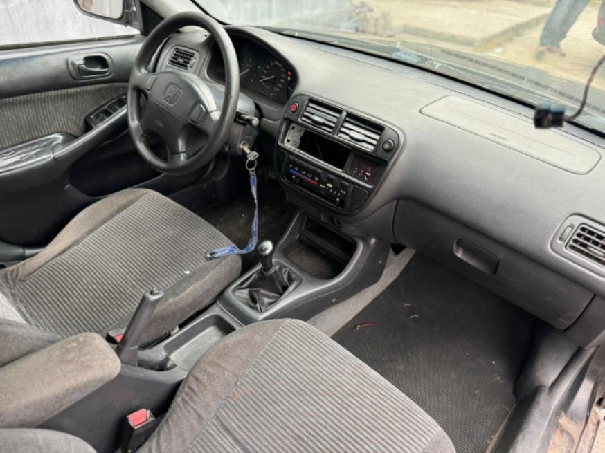Foto ilustrativa 5 - HONDA CIVIC LX 1.6 2000 – PRETO – GASOLINA