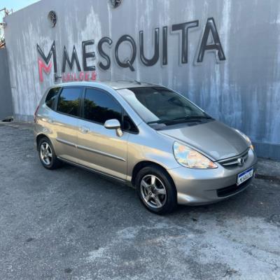 HONDA FIT LX 2005 – DOURADO – GASOLINA