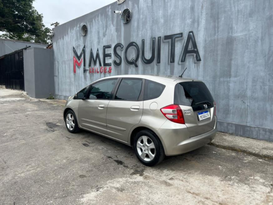 Foto ilustrativa 2 - HONDA FIT LX 2009 – DOURADA – FLEX