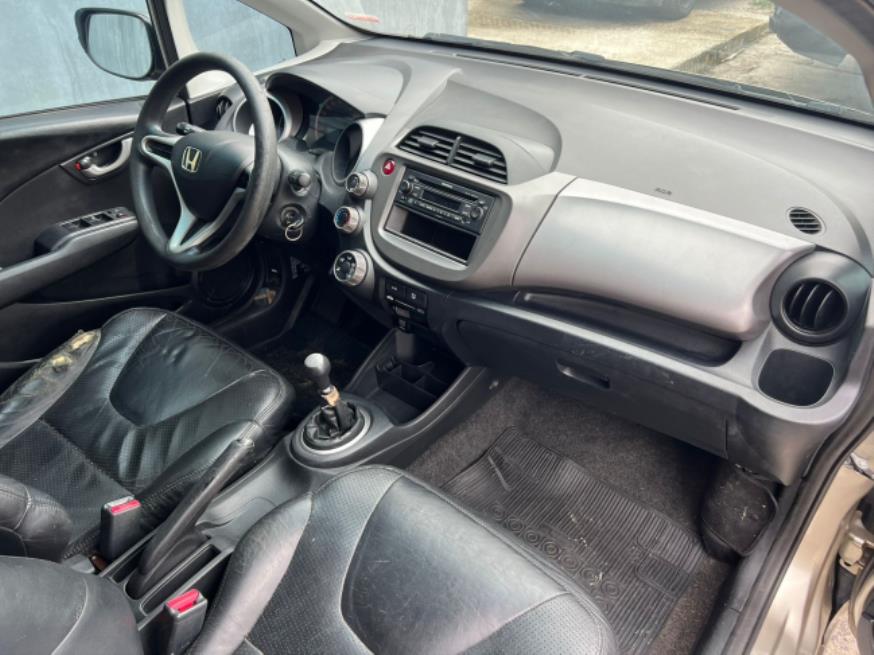 Foto ilustrativa 5 - HONDA FIT LX 2009 – DOURADA – FLEX