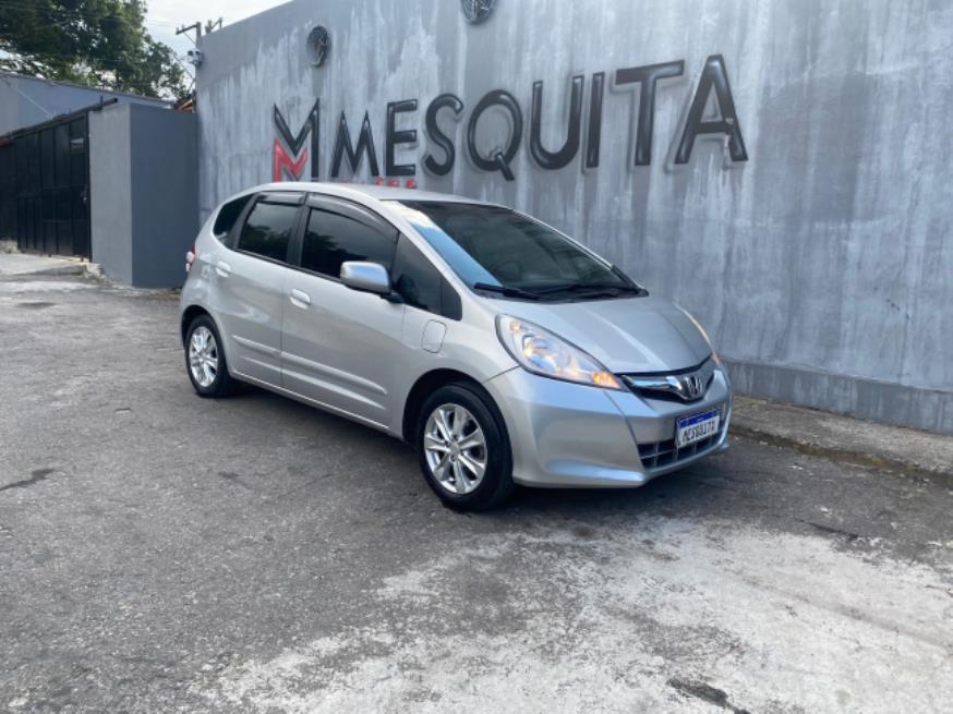 Foto ilustrativa 1 - HONDA FIT LX 2013 – PRATA – GASOLINA